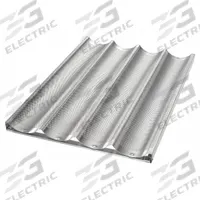 CHICAGO METALLIC Baguette/French Bread Pan: Aluminum, 4 Slots, 17 3/4 in Overall Wd, 1 in Overall Dp (MPN 49034). Key specifications — Pan Style: Baguette/French Bread Pan; Brand: CHICAGO METALLIC; Color: Silver; Material: Aluminum; NSF Certified: No; Number of Slots: 4.