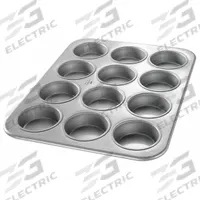 CHICAGO METALLIC Jumbo Muffin Pan: Aluminized Steel, 12 Slots, 13 1/2 in Overall Wd, 26 ga Gauge (MPN 43515). Key specifications — Pan Style: Muffin Pan; Brand: CHICAGO METALLIC; Color: Silver; Material: Aluminized Steel; NSF Certified: No; Number of Slots: 12.