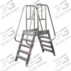 COTTERMAN Crossover Bridge: 4 ft Platform Ht, Aluminum, 500 lb Load Capacity, Diamond Plate, 6 Steps (MPN 6SCA36A7C50P3). Key specifications — Brand: COTTERMAN; Color: Gray; Tread Type: Diamond Plate.