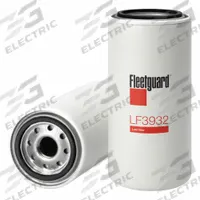 FLEETGUARD Automotive Oil Filter: 1"-12 Thread Size, Spin-On, 3 11/16 in Outside Dia, Bobcat (MPN LF3932). Key specifications — Brand: FLEETGUARD; Compatible Vehicle Make: Bobcat; Thread Size: 1"-12.