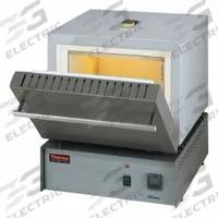 THERMO SCIENTIFIC Box Furnace: Gravity, 0.5 cu ft Capacity, 1,200°C Max Temp, 3,095 W Watt, 1 Doors (MPN F6010). Key specifications — Voltage: 240V; Brand: THERMO SCIENTIFIC; Temperature Accuracy Tolerance: +/-0.3°C @ 1000°C; Temperature Uniformity: +/-2.2°C @ 1000°C.