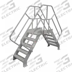 COTTERMAN Crossover Bridge: 3.3 ft Platform Ht, Steel, 500 lb Load Capacity, Diamond Plate, 5 Steps (MPN 5SCS36A7C1P3). Key specifications — Brand: COTTERMAN; Color: Gray; Tread Type: Diamond Plate.