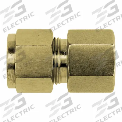BRENNAN INDUSTRIES Compression Fitting Adapter: 1/2 in OD x 1/2 in Pipe Size, Tube x FNPT - Clean & Bagged Double-Ferrule Brass Compression Fittings