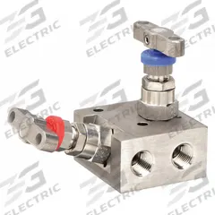 PARKER Instrumentation Manifold Valve: 316 Stainless Steel, 1/4" FNPT, 1/4" FNPT, 6,000 psi Pressure (MPN HALS2V4N). Key specifications — Brand: PARKER; Drain: 1/4" FNPT; Inlet Connection: 1/4" FNPT; Outlet Connection: 1/4" FNPT.