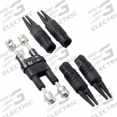 LITTELFUSE In-Line Fuse Holder: Non-Rejection Block Style, 2 Pole, 600 V AC Rating, 600 V DC Rating (MPN LEXAAS). Key specifications — Compatible Fuse Series: CCMR; Brand: LITTELFUSE.