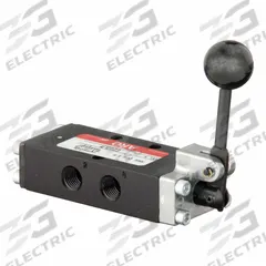 ARO Manual Air Control Valve: E, Four-Way / Two-Position, Lever, Black, 26 scfm Flow Rate - Max (MPN E212LM). Key specifications — attr1092903: Black; attr1086905: Manual Return; attr1086907: E; attr1086914: Normally Open; attr1086904: Manual Air Control Valve; attr1086871: E212LM.
