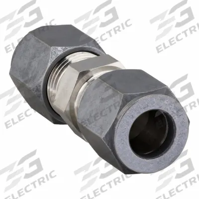 PARKER Compression Fitting Union: 1 in OD x 1 in OD size, 1 5/16-12 x 1-5/16-12 Thread Size - Flareless Bite-Type Stainless Steel Compression Fittings