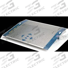 BLUFF Dock Plate: 3,550 lb Load Capacity, 48 in Overall Lg, 36 in Overall Wd, Diamond Treadplate (MPN B3648). Key specifications — attr1052390: Aluminum; attr1058377: BLUFF.