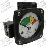 MIDWEST INSTRUMENT 3-Color Differential Pressure Indicator: 1,000 psig Max. Static Pressure, 522 (MPN 522A-015-LA). Key specifications — Brand: MIDWEST INSTRUMENT; Accuracy: ±5% of Full Scale; Sensor Material: Buna-N; Housing Material: Aluminum; Transition Points: 0 psid to 7.5 psid (Green) / 7.5 psid to 11 psid (Yellow) / 11 psid to 15 psid (Red).