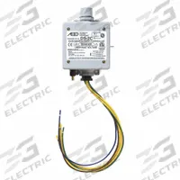 HEATTRAK Thermostat & Snow Sensor Controller: Sensor Controller, 120-208/240V AC (MPN DS-2C). Key specifications — Brand: HEATTRAK; Product Type: Sensor Controller; Voltage: 120-208/240V AC.