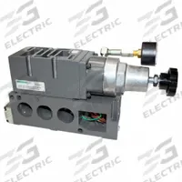 NUMATICS SANDWICH REGULATOR: 10 psig to 130 psig, Mark 55 (MPN 555RS12AJP16W00)