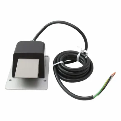 LINEMASTER Foot Switch: Classic IV Series, 1 Pedals, Momentary, SPDT - Single-Pedal Foot Switches