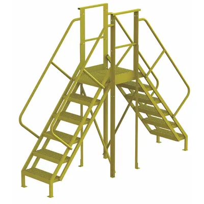 TRI-ARC Crossover Bridge: 5 ft Platform Ht, Steel, 1,000 lb Load Capacity, Serrated - Easy Descent Crossover Bridges