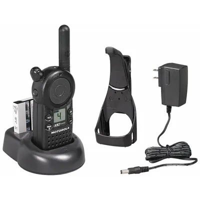 MOTOROLA CLS1410 UHF Analog Business Radio - UHF Business Radios