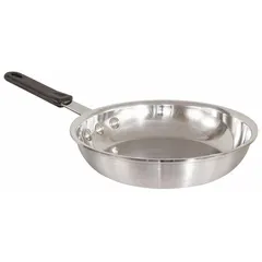 8 1/2-inch non-stick aluminum fry pan with natural body color and gray riveted steel handle. NSF certified for food-contact surfaces. Suitable for cooking eggs, pancakes, and sautéed vegetables in commercial kitchens.