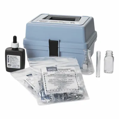HACH Water Quality Test Kit: Chloride, 5 to 100 mg/L and 20 to 400 mg/L Cl⁻ - Water Quality Test Kits