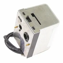 Replacement actuator for HVACR systems, designed to operate valves in heating, ventilation, air conditioning, and refrigeration applications. Provides control of fluid flow in commercial and industrial building management systems.