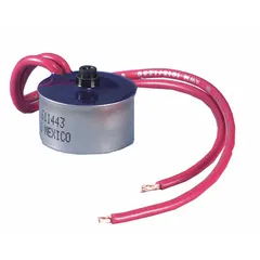 This defrost thermostat is designed for use in refrigerators and freezers to regulate defrost cycles. It helps prevent ice buildup on evaporator coils, supporting efficient cooling operation. Suitable for commercial and industrial refrigeration systems.