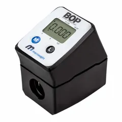 This MACNAUGHT digital inline meter is designed for use with drum pump nozzles to measure fluid flow. It features a digital display, measures in liters, and has an accuracy of +/-2%. The meter has a 1/2 in pipe size with BSP connection type, suitable for industrial fluid transfer and dispensing applications.