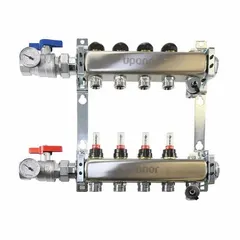 Stainless steel branch manifold with one 1 1/4 in inlet and one 3/4 in outlet, overall width 3.54 in. Used in plumbing and heating systems to distribute or collect fluid from a single supply line to one branch circuit, typical for radiant heating and hydronic systems.