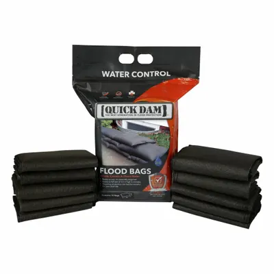 QUICK DAM Flood Barrier: Fresh Water, 3 1/2 in Overall Ht, 12 in Overall Wd - Water-Activated Sandless Sandbags