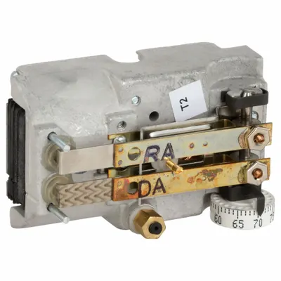 JOHNSON CONTROLS Dual-Temperature Pneumatic Thermostat - Dual-Temperature Thermostats