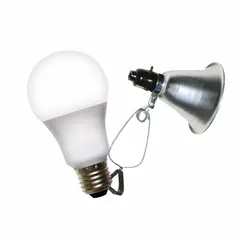 This clamp-on fixture kit includes a full/broad spectrum LED bulb for vegetative growth applications. It operates on 120V AC and supports a maximum mounting height of 2 ft. The fixture is not linkable and is suitable for use with bulb type A, LED, up to 660W.