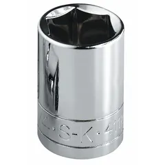 This 1/2" drive hand socket features a 31 mm metric size with a 12-point configuration. Constructed from chrome, it is suitable for tightening or loosening fasteners in automotive, machinery, and industrial applications.