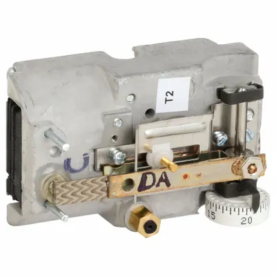 JOHNSON CONTROLS Pneumatic Thermostat: 15° to 30°C, 2 Pipes - Single-Temperature Thermostats