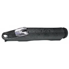 Analog handheld refractometer for measuring serum protein concentration in clinical and laboratory settings. Accuracy ±0.2 g/100 mL, resolution 0.002, with automatic temperature compensation.