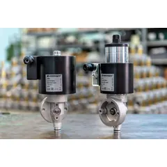 Automatic solenoid actuators for control valves fast/slow opening fast/slow closing. Solenoid actuators operate VF, VFR and VFH butterfly valves. When the coil is unenergized, the inner spring pushes down the plunger and uses gear mating to shift the connected valve to the minimum opening position. When energized, the coil moves the plunger up quickly (SR) or slowly (SL-ST), shifting the valve to the maximum opening position. This device, connected to VF, VFR and VFH butterfly valves, is used in two-stage control of gas and air in combustion processes.