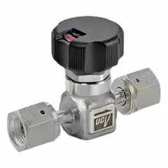 This 2-way manual diaphragm valve is constructed from 316L stainless steel with a chromium cobalt nickel diaphragm. Rated for a maximum working pressure of 225 psi (CWP), it is suited for high-purity applications requiring contamination control in fluid handling systems.