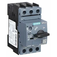 Non-reversing manual motor starter with integrated thermal overload protection. Three poles, rated 22 A at 690 V AC, S0 frame size. Operated by a selector switch. Suitable for starting and protecting motors in applications such as conveyors, pumps, and fans.