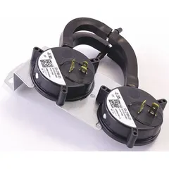 Single pressure control for HVACR systems, used to monitor and regulate refrigerant pressure. Opens or closes electrical contacts at set pressure thresholds to protect compressors and other system components. Suitable for commercial and industrial refrigeration and air conditioning applications.