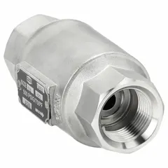 This NICHOLSON steam trap features a stainless steel body with a straight-thru design. It has a 3/4 in FNPT inlet, a maximum operating pressure of 650 psi, and a condensate capacity of 6,625 lb/hr. Used in steam systems to discharge condensate and air while preventing steam loss.