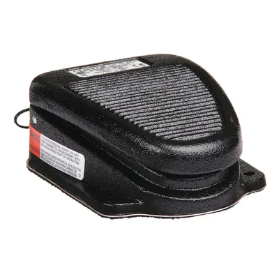 LINEMASTER Foot Switch: Clipper Series, 1 Pedals, Momentary - Single-Pedal Foot Switches