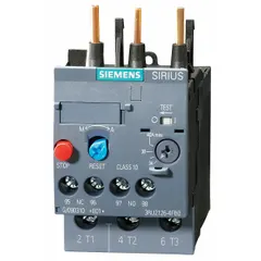 IEC thermal overload relay with integrated bimetallic elements for motor protection. Three poles, current setting range 4.5–6.3 A, auxiliary contact form 1NO/1NC, screw terminals, rated 690 V AC. For use with frame size S0 contactors in motor control applications.