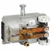 JOHNSON CONTROLS Pneumatic Thermostat: 55° to 85°F (Day/Night), Horizontal, No, Day/Night (MPN T-4506-201)
