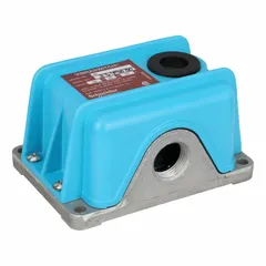 Mechanical vibration sensor switch from the Series 6000, featuring a SPDT contact form rated at 7 A @ 460 V AC. Equipped with remote electrical reset and outdoor-rated enclosure. Suitable for monitoring excessive vibration in industrial machinery such as pumps, compressors, and fans, providing alarm or shutdown control.
