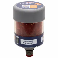 This desiccant breather removes moisture and particles from air entering hydraulic reservoirs, gearboxes, and storage tanks. It features a 3/8" NPT male thread, 2 1/2 in diameter, and filters particles down to 3 micron. Suitable for general-purpose industrial applications to extend fluid and component life.