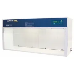 This fully assembled clean bench includes a base/stand and work surface. It provides a controlled environment for sensitive procedures requiring low particulate levels. Typical applications include laboratory work such as sample handling and preparation where contamination control is necessary.
