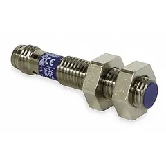 Shielded inductive cylindrical proximity sensor with built-in connector and 3 wires. Operates on 12-48V DC supply voltage. Detects metallic objects without contact for position sensing and part detection in industrial automation.