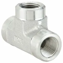 This rigid tee adapter features three 1/4 in female NPTF connections for branching or combining fluid lines in hydraulic systems. Steel construction supports reliable sealing and straightforward installation in fluid power circuits.