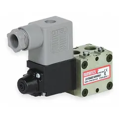 This AVENTICS L01 series directional control valve is a four-way, two-position, single solenoid valve with spring return. It features a non-locking manual override and plug-in electrical connection, operating on 110-120V AC. Suitable for directing compressed air in industrial pneumatic systems such as automation, packaging, and material handling equipment.