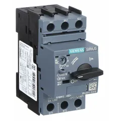 Non-reversing manual motor starter with integrated thermal overload protection. Rated 4 A, maximum 690V AC, 3 poles, S00 frame width. Operated via selector switch. Suitable for starting and protecting motors in applications such as conveyors, pumps, and fans.