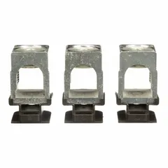 The SQUARE D CU250JD is a kit containing three copper mechanical lugs rated at 250 A and 600V AC. Designed for use with Powerpact J Frame circuit breakers, these lugs are used to terminate copper conductors in industrial power distribution and panelboard applications requiring secure, high-ampacity connections.