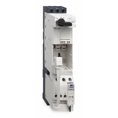 This 3-pole reversing power base is rated for 12 A AC and operates on 110-240V AC/DC supply. It includes one normally open and one normally closed auxiliary contact and has a maximum voltage rating of 690V AC. Suitable for controlling three-phase motors in applications requiring forward and reverse operation, such as conveyors, pumps, and hoists.