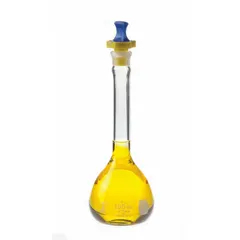 This 5 mL glass volumetric flask features a conical shape and colorless body. It has a tolerance of ±0.02 mL, meets USP Type I specifications, and is compatible with stopper size 9. The flask includes a closure and has an overall height of 92 mm. Used for precise liquid measurement and dilution in analytical chemistry and laboratory applications.
