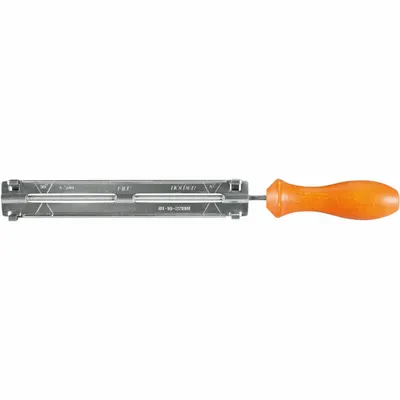 MAKITA Chainsaw File: For use with: Chainsaw, Includes: Chain Saw File/Chain Saw Guide - Chainsaw Cutting Guides