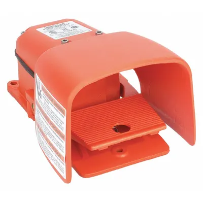 LINEMASTER Hercules Series Single-Pedal Foot Switch - Single-Pedal Foot Switches